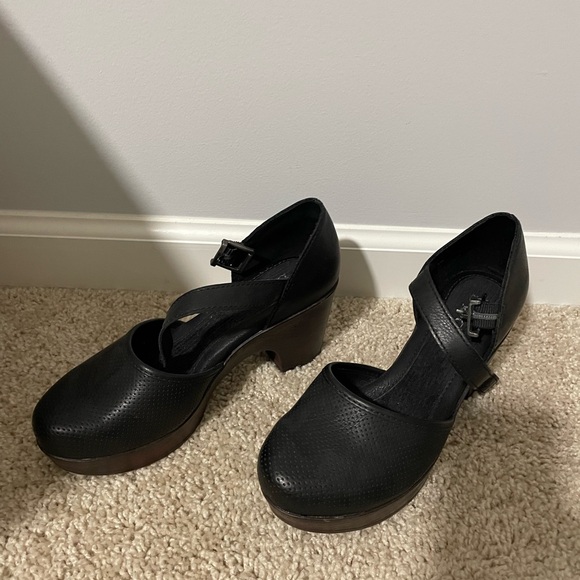 boc Black Women's Mules with Strap - Picture 3 of 8